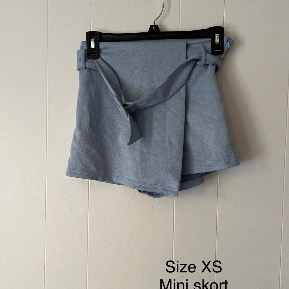 Blue mini skort